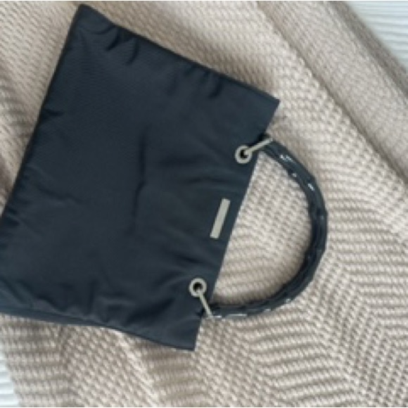 AUTHENTIC GUCCI NYLON BLACK SHOULDER BAG WITH BAMBOO HANDLE - Picture 7 of 9